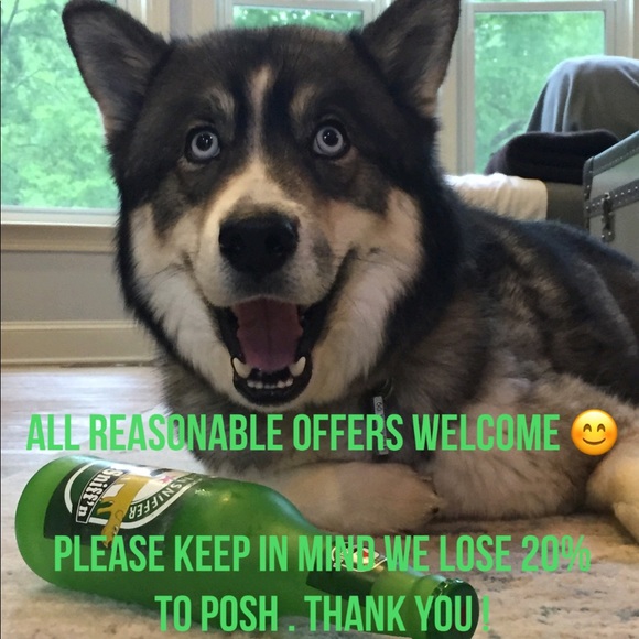 All reasonable offers are always welcome. Xoxo - Picture 1 of 1